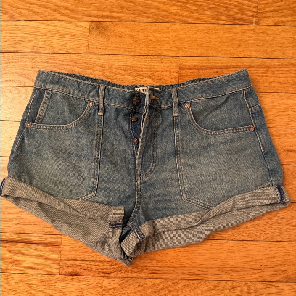 Free People Dark Wash Jean Short Size 31